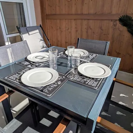 Apartment L'adresse Cap Esterel, T2 Vue Mer, Clim, Parking & 5 Piscines Saint-Raphael (Var)
